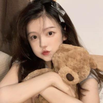 女孩舞步